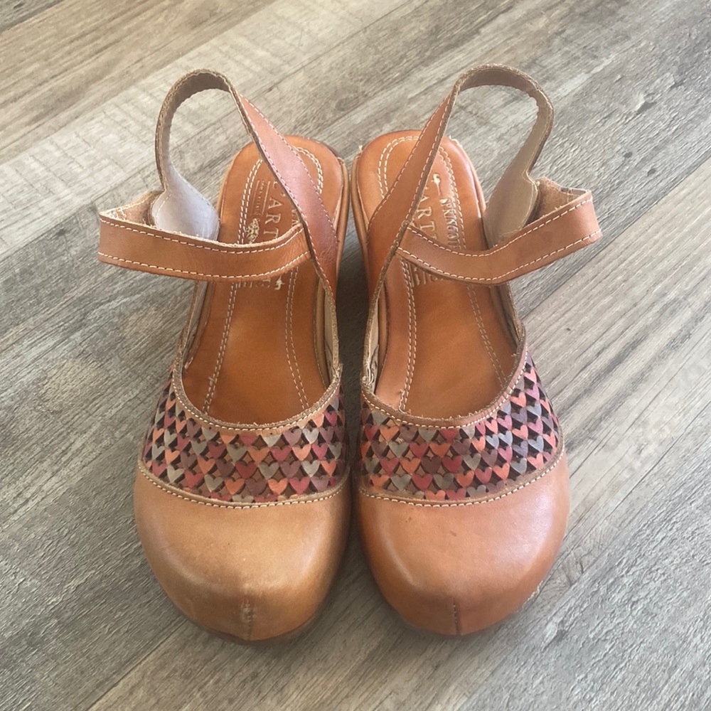 L’ artista clog shoe size 36 clog small heel dressy casual women’s shoe
